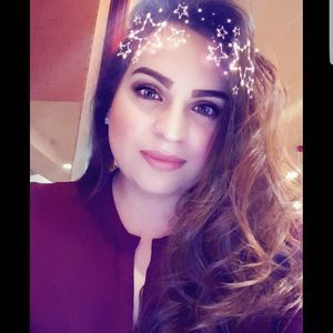 Meet your Posher, Lily